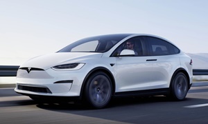 Tesla Models at TrueDelta: 2023 Tesla Model X exterior
