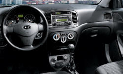Hyundai Models at TrueDelta: 2011 Hyundai Accent interior