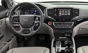 Honda Models at TrueDelta: 2023 Honda Pilot interior