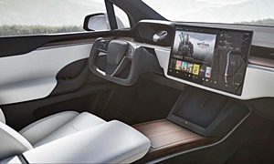 Tesla Models at TrueDelta: 2023 Tesla Model X interior