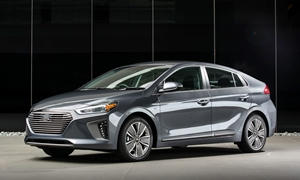 Hyundai Ioniq vs. Kia Optima Feature Comparison