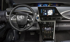 Toyota Mirai vs. Hyundai Tucson Feature Comparison