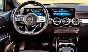  vs. Mercedes-Benz GLB Feature Comparison