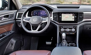 Volkswagen Atlas vs.  Feature Comparison