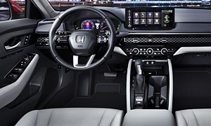 Lincoln Navigator vs. Honda Accord Price Comparison